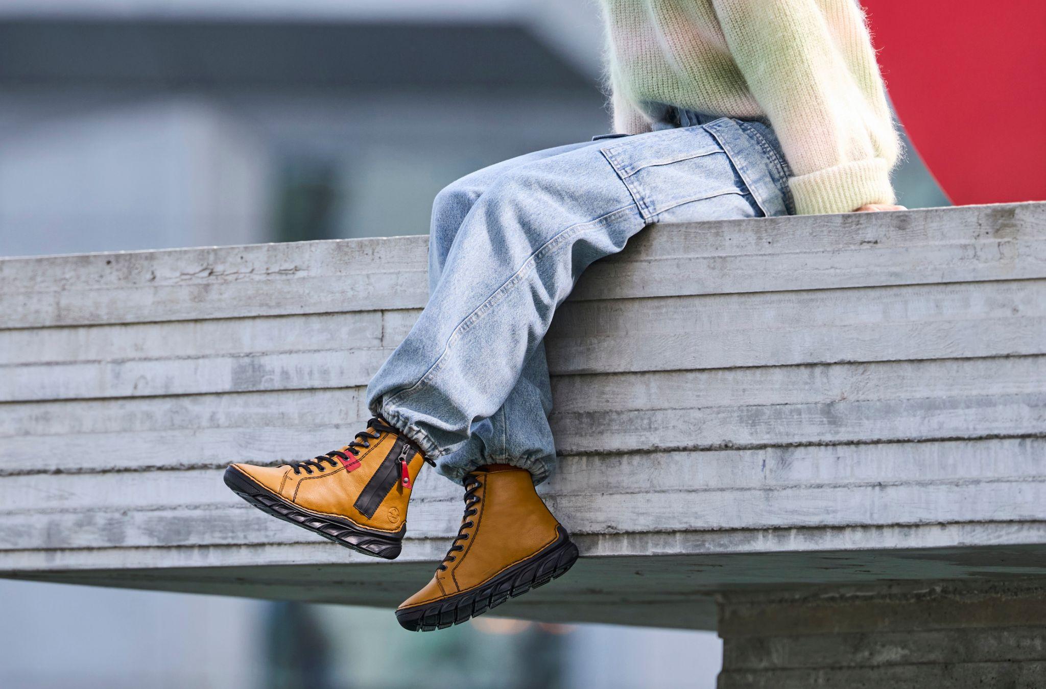 Как должна сидеть демисезонная обувь на ноге