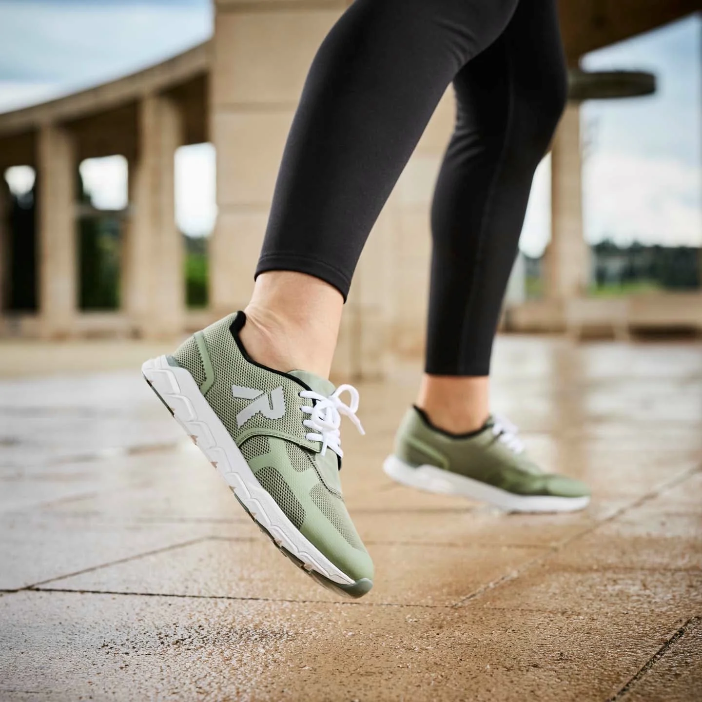 Чем отличаются повседневные кроссовки от спортивных